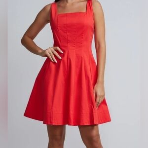 Wome 's Red Square Neck Dress.